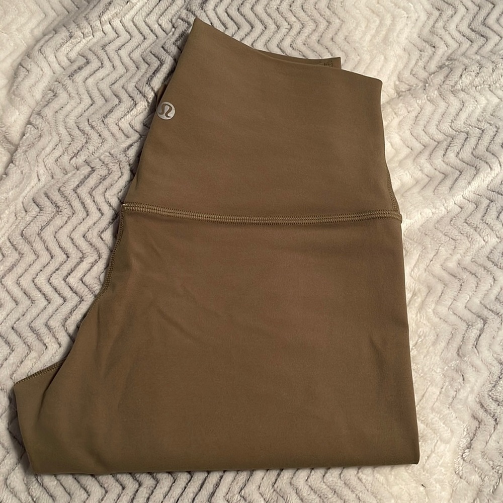 Lululemon HR Align 28 Size 6